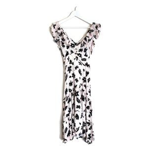 ILLA ILLA Tiered Ruffle Midi Dress L Sleeveless V-Neck Floral Boho Cream Black